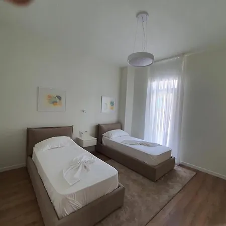 Breroy Apartment